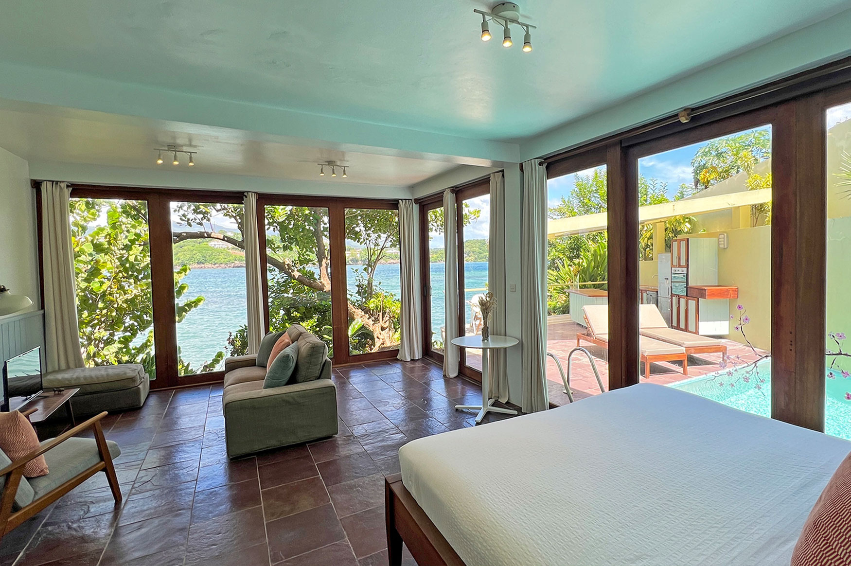 private pool villa room2a